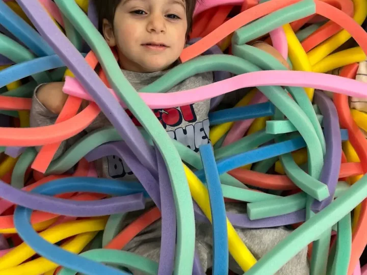 Գունավոր ձողիկներ